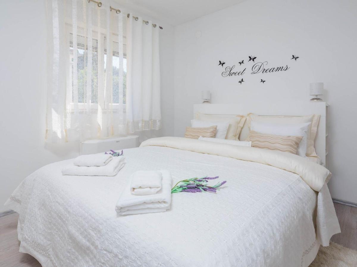 Apartment Lana St 수페타르 외부 사진