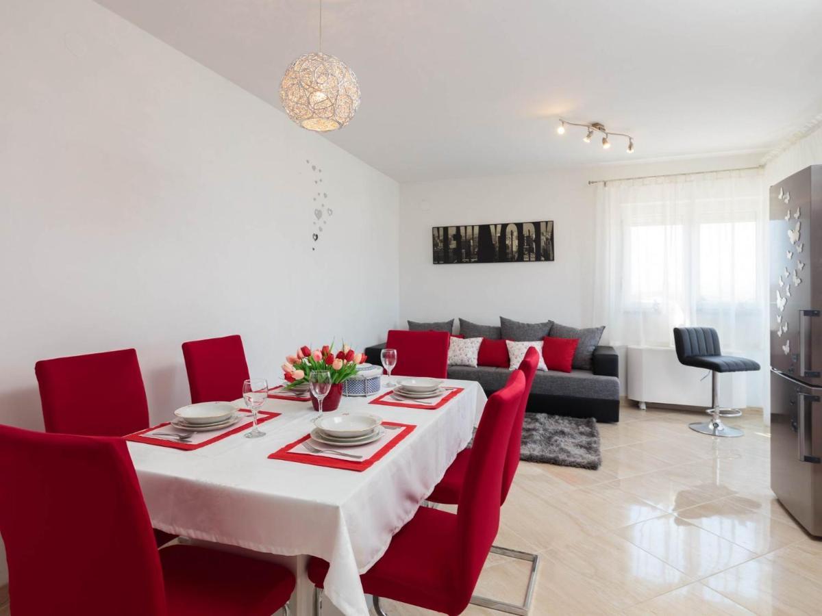 Apartment Lana St 수페타르 외부 사진